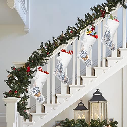 SOMYTİNG 18 Noel Çorap, 2 Paket Peluş Faux Kürk Noel Çorap Dekorasyon ile İşlemeli Kar Tanesi ve Noel Ağacı Şömine Asılı Dekorasyon